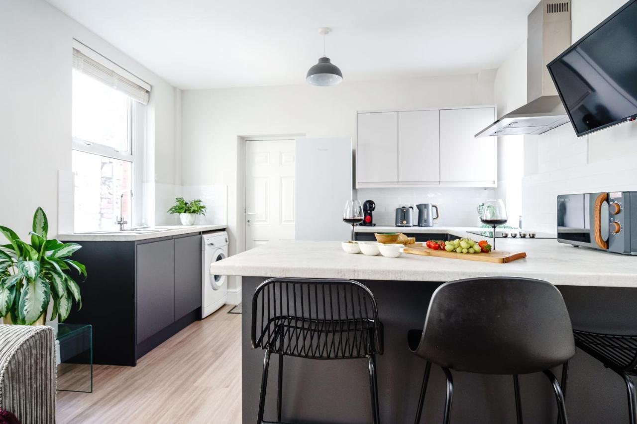 35a Howard Gardens - Centre Appartement *